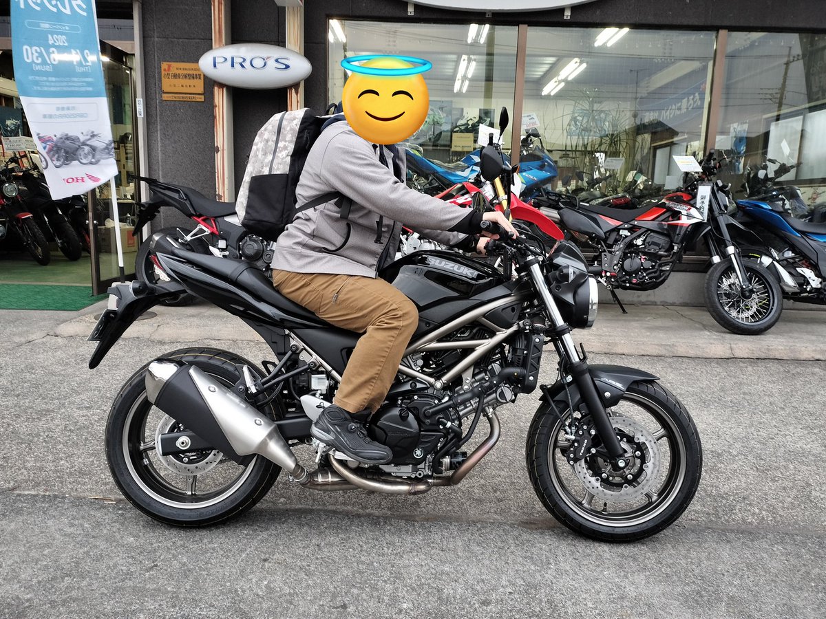 tyumiki's tweet photo. 4/6に新バイク納車してました。
GIXXER SF250→SV650（2023年）　やっと大型免許取るきっかけになったバイクに乗り換えられてハッピーです。 https://t.co/ID0YQM6ryu