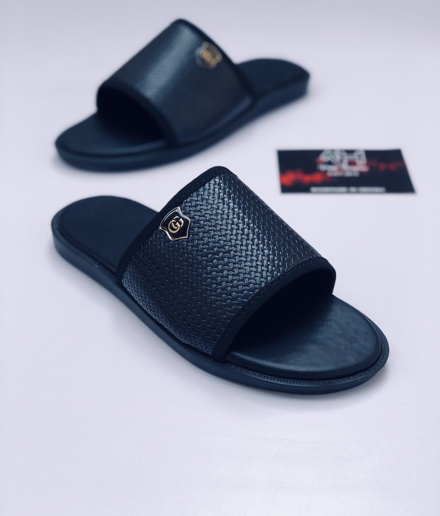 FirstRate_Shoes's tweet image. N6500 (WhatsApp 07032888205)

Mourinho Odunlade Guinness World Record Haaland #DavidoMSG #Dollar Rihanna Portable Cardoso