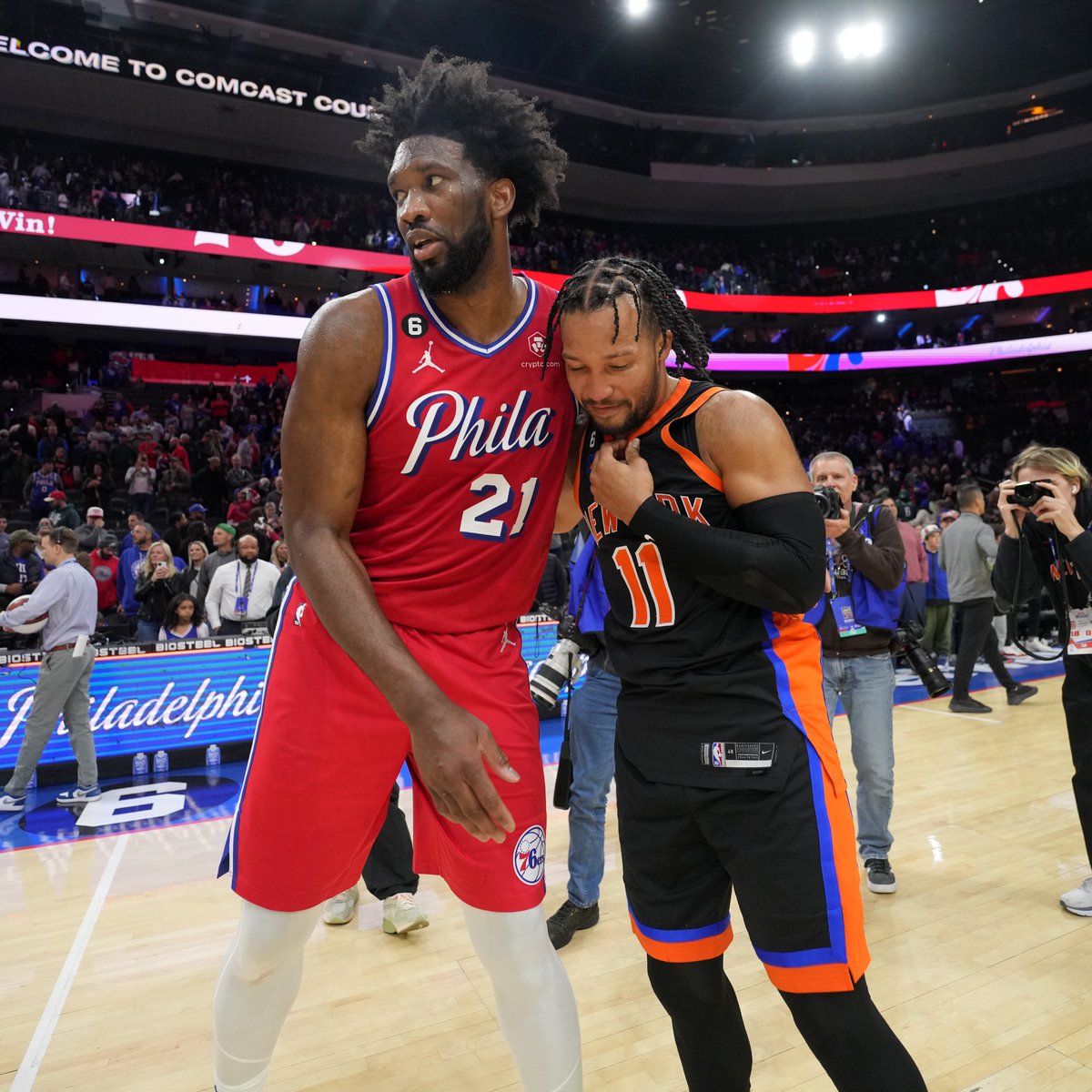 #NBAPlayoffs'ta Doğu Konferansı ilk tur eşleşmesi ⬇️ New York Knicks (2) 🆚 Philadelphia 76ers (7) Sizce hangi taraf seriyi kazanır? 👀