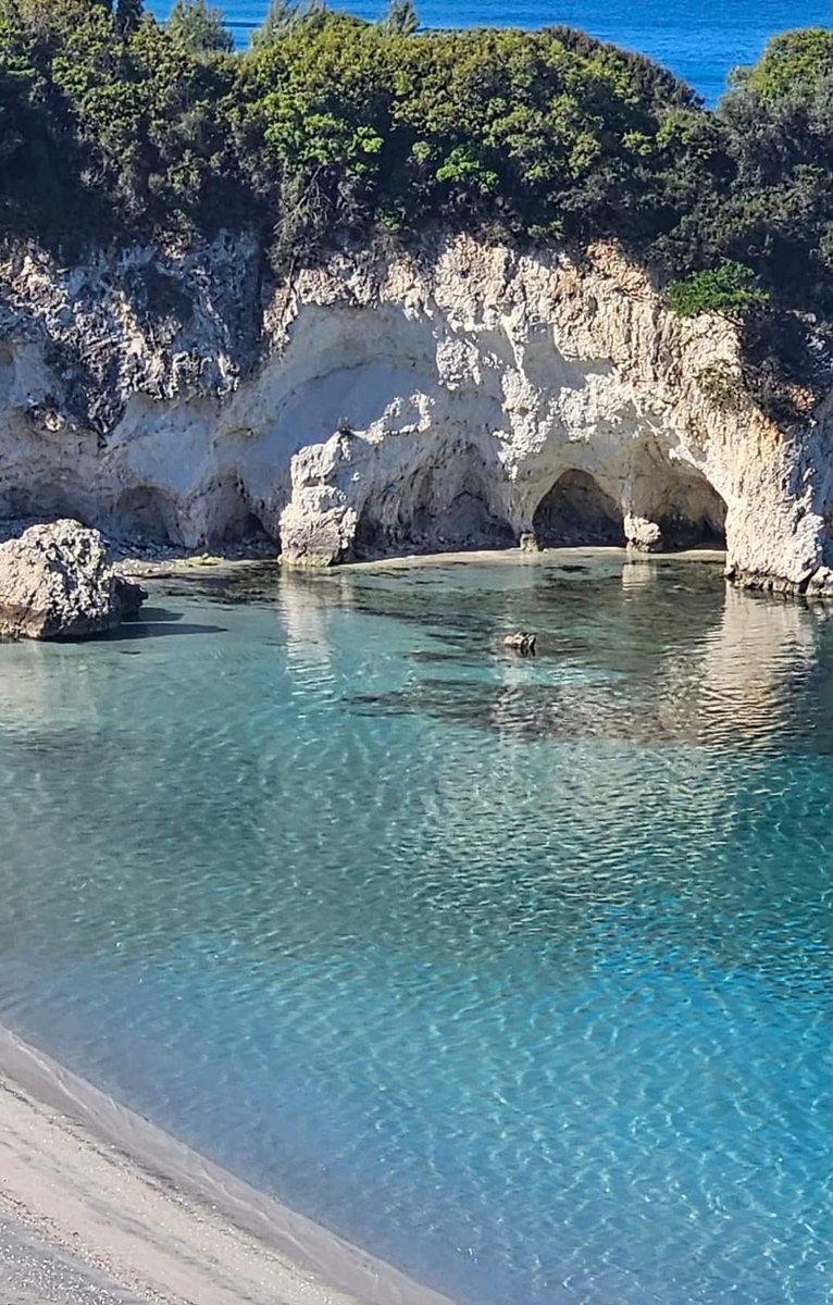 Kalamia, Lassi, Kefalonia, Greece.
📷 Christopher Kotsoros