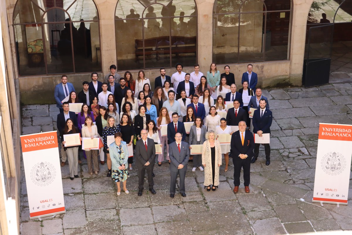 Premio extraordinario de doctorado de la <a href="/usal/">Universidad de Salamanca</a>  para tres de nuestros alumnos del grupo e-INTRO (Enfermedades Infecciosas y Tropicales)-<a href="/IBSAL_IIS/">IBSAL</a> y CIETUS. Magnífico trabajo.