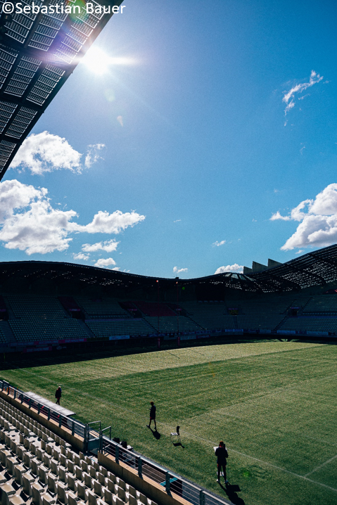 Bei den Olympischen Spielen 2024 in Paris wird das Deutsche Haus erstmals in einem Stadion umgesetzt. Fans können sich dort zum Public Viewing treffen und die Athleten hautnah erleben. Im Rahmen der Sportministerkonferenz besichtigte Dr. Tamara Zieschang das Stade Jean Bouin. 🏟️
