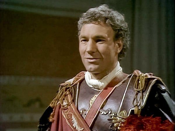 So the G7 are meeting at Capri eh? Meanwhile......
#sejanus #g7 #patrickstewart 
#iclaudius