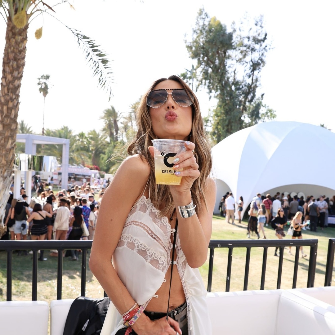 Alessandra Ambrosio attends the CELSIUS Cosmic Desert Event at Coachella in Indio

More images at: gawby.com/photos/247961

#AlessandraAmbrosio #GAWBY