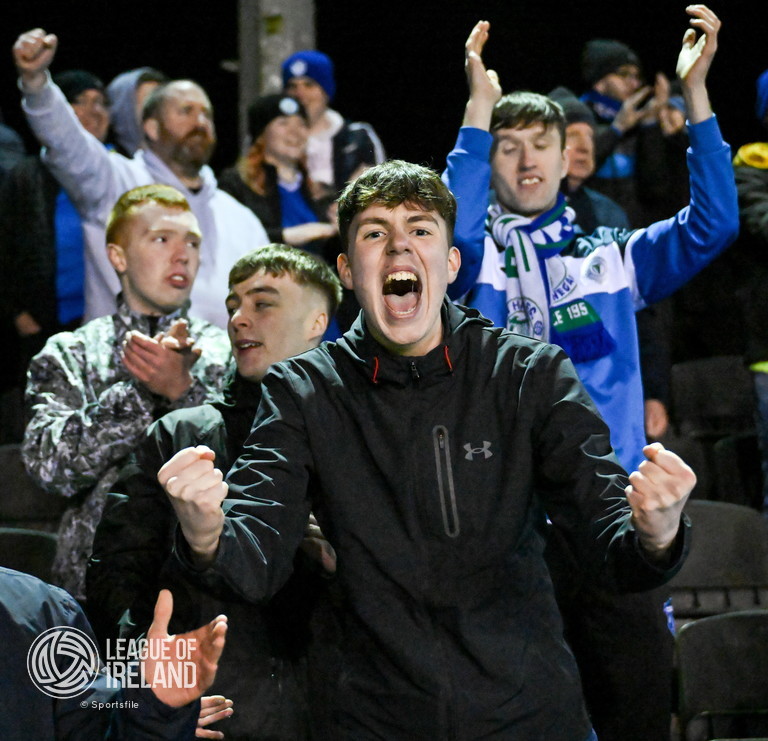 𝘼𝙬𝙖𝙮 𝘿𝙖𝙮𝙨 Safe travels to the Harps supporters making the trip to Cobh tomorrow 👏 A guide for away fans can be found here ⬇️ finnharps.ie/cobh-ramblers-… #UTH🔵⚪️