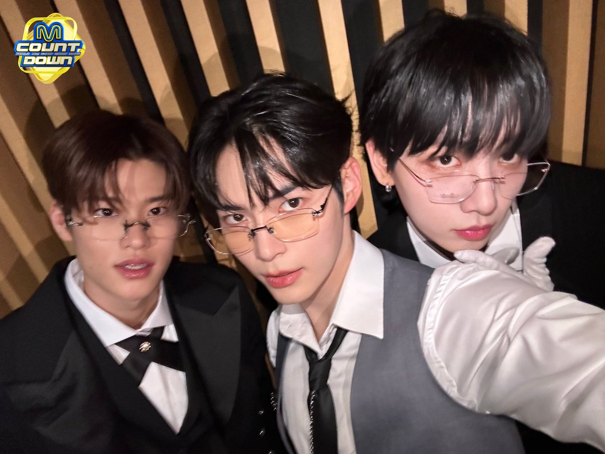 MnetMcountdown's tweet photo. 기다리고 있었습니다(비장)
100일 동안 모셨던 바이브로
더❣️❣️제대로 모시겠습니다❣️
엠카의 자랑이자 사랑💚 희망💚미래💚
✨샤인멍또캣의 100일 잔치✨에 
아가씨 도련님을 모두 초대합니다
기대해주세요😘
#ZEROBASEONE #성한빈
#BOYNEXTDOOR #명재현
#RIIZE #소희
#샤인멍또캣 https://t.co/FuWemh0X5Y