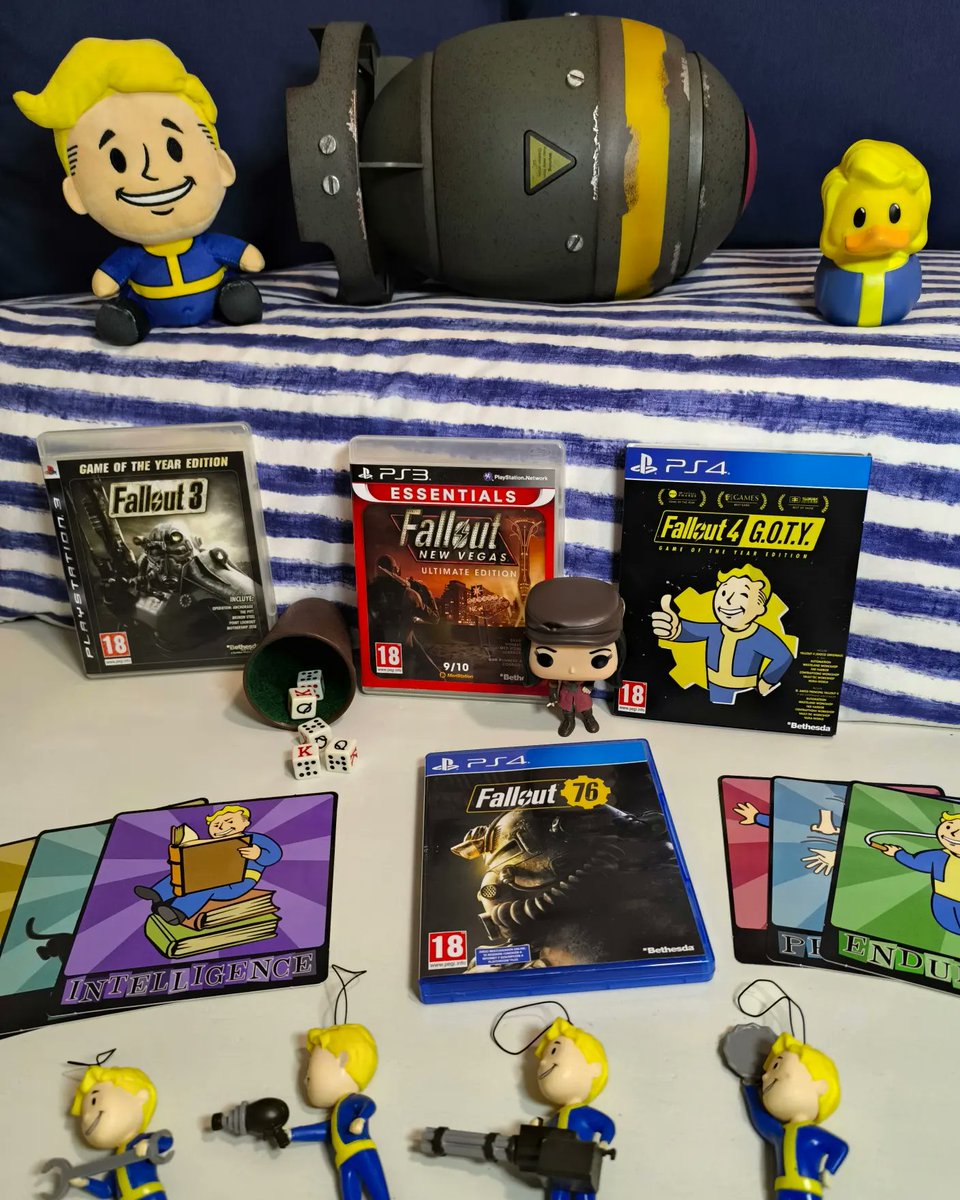 el_guillotee's tweet photo. UN POQUITO DE 🔵🟡 FALLOUT 🔵🟡
#Fallout #Fallout3 #Fallout4 #FalloutNewVegas #fallout76 #FalloutSeries #falloutfan #bethesda #bethesdagamestudios #videogames #gamer #playstation #playstationgames #bethesdagames #falloutart #falloutcollection #yermo #falloutgoty #falloutgames https://t.co/j9ifmw8g3H