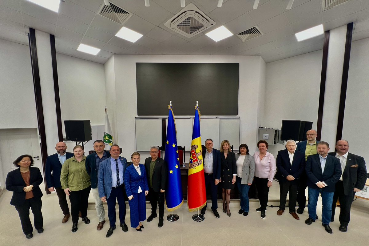 @EU_EESC’s Ad hoc group on Fundamental Rights and the Rule of Law (#FRRL), met yesterday Moldovan social partners & various civil society representatives to discuss the situation in Republic of Moldovan of fundamental human rights. eesc.europa.eu/en/sections-ot… #civilsociety 🇪🇺🤝🇲🇩