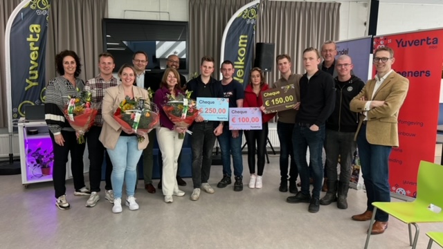 Lees het laatste nieuws <a href="/GreenportA/">Greenport Aalsmeer</a> met een drukbezochte gebiedsbijeenkomst in de Noorder Legmeerpolder, de 1e resultaten van een onderzoeksboring, een nieuwe ronde van Green Unplugged, gratis workshops Circulariteit en meer! Lees 'm hier  -> bit.ly/4d3Jp8o