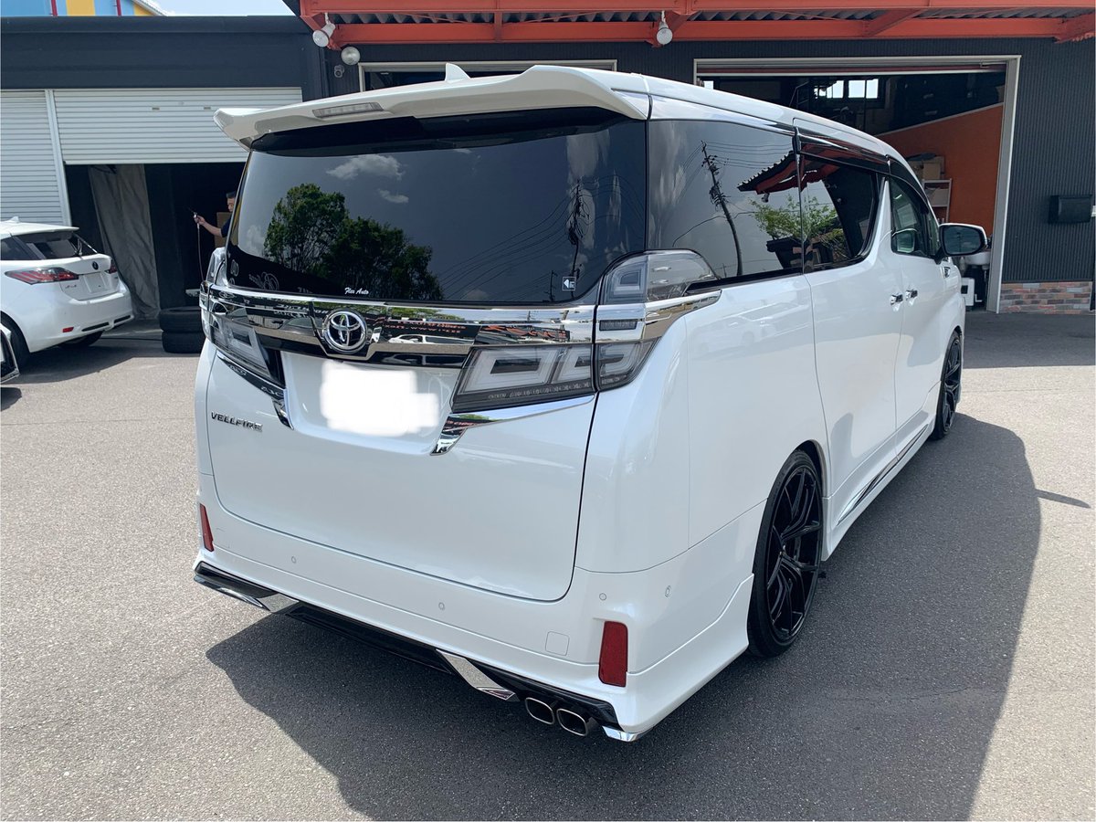 FLEXAUTO001's tweet photo. AGH30 ヴェルファイア 後期モデル✨
陸送業者へ車輌お渡し致しましたので到着まで今しばらくお待ち下さい🙇♂️
この度はご契約ありがとうございました😊
#稲沢市 #フレックスオート #toyota #AGH30 #ヴェルファイア #HKS #modell ista #ボディコーティング #納車 https://t.co/uIT03ITPrO