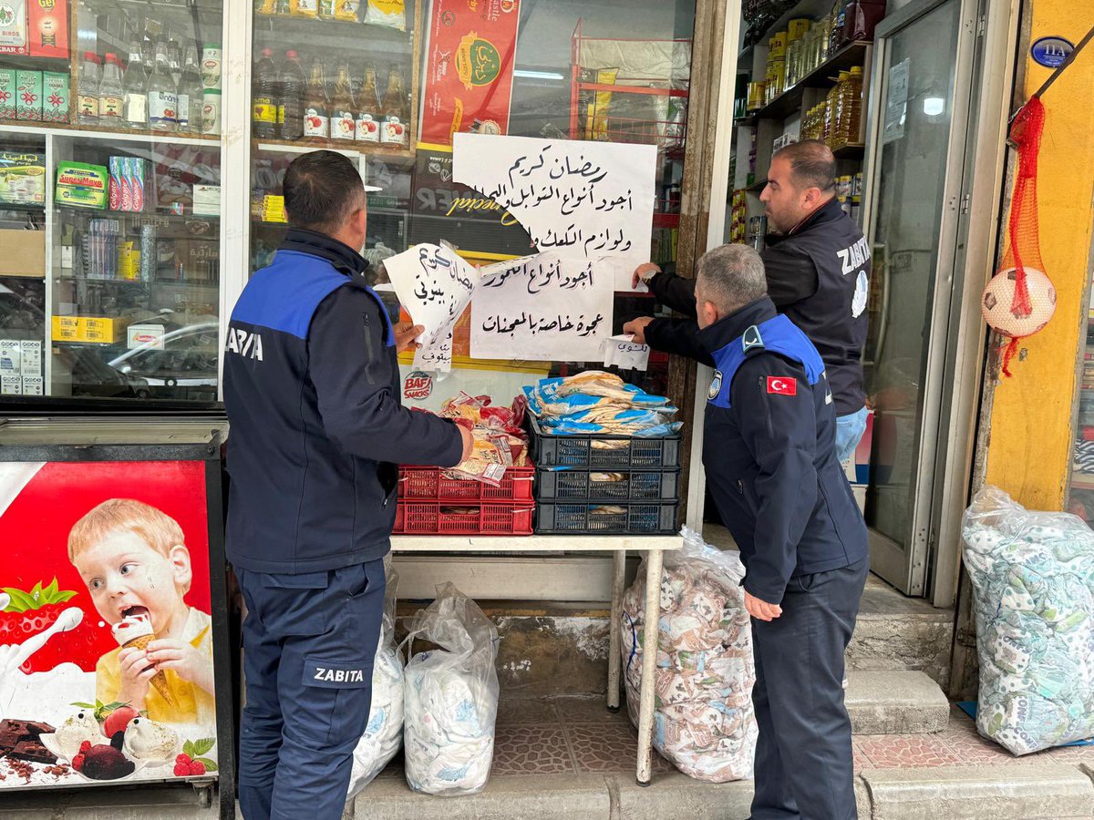 31 Mart'ta seçilen CHP’li Bursa, Kilis, İYİ Partili Nevşehir belediyelerinin ilk icraatı dükkanlardaki Arapça yazıları kaldırmak oldu 💬Ufuk Uras: “İngilizce, İspanyolca tabelalara değil de Arapça tabelaya sinirlenmek bir suçüstü halidir” @gencliberal_ serbestiyet.com/roportaj/yeni-…