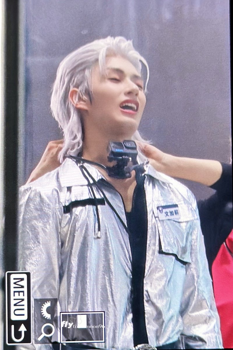 𝐟𝐥𝐲𝐦𝐞𝐭𝐨𝐭𝐡𝐞𝐦𝐨𝐨𝐧 (@flytothemoon96_) on Twitter photo 