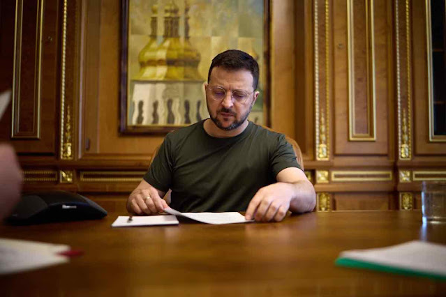 Ζελένσκι και Στόλτενμπεργκ συμφώνησαν να πραγματοποιήσουν επείγουσα συνεδρίαση του Συμβουλίου Ουκρανίας-ΝΑΤΟ
#UkraineRussiaWar️️ #press 
contenteditorgr.blogspot.com/2024/04/blog-p…