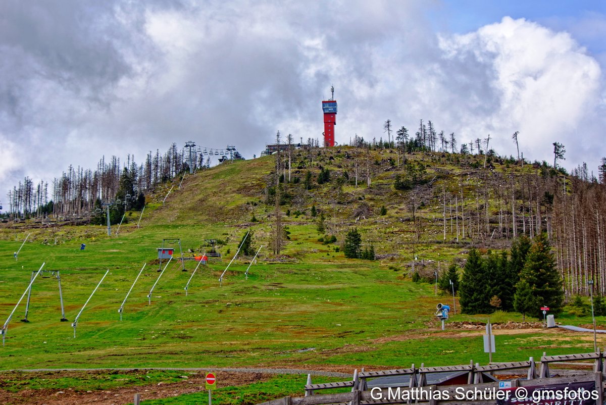 The Wurmberg with the observation tower #Harz #Niedersachsen #germany #weathercloud #StormHour #ThePotohour #landscape #landscapephotography #outdoor #natur #photography #naturphotography #gmsfotos @StormHour @ThePhotohour