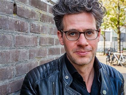 G11Sven's tweet photo. 1/2 Erik #masonslaafje Dijkstra
'Journo'/presentator, vm. Jakhals. Per Seconde Wijzer @BNNVARA🚩. 'Uistekelbaarse' #shill.
#Wall
#PiramidHands
#TouchingGlasses #666Sign
#TriadClaw https://t.co/nJy5cmSdnx