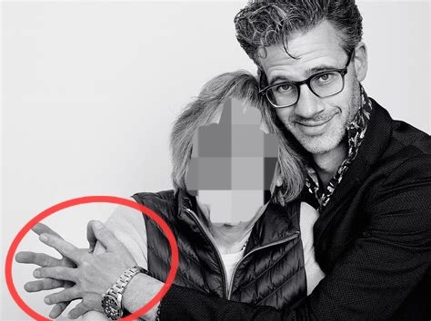 G11Sven's tweet photo. 1/2 Erik #masonslaafje Dijkstra
'Journo'/presentator, vm. Jakhals. Per Seconde Wijzer @BNNVARA🚩. 'Uistekelbaarse' #shill.
#Wall
#PiramidHands
#TouchingGlasses #666Sign
#TriadClaw https://t.co/nJy5cmSdnx