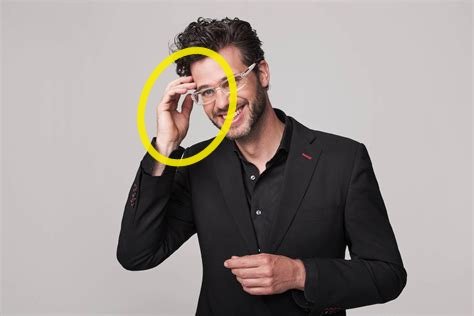 G11Sven's tweet photo. 1/2 Erik #masonslaafje Dijkstra
'Journo'/presentator, vm. Jakhals. Per Seconde Wijzer @BNNVARA🚩. 'Uistekelbaarse' #shill.
#Wall
#PiramidHands
#TouchingGlasses #666Sign
#TriadClaw https://t.co/nJy5cmSdnx