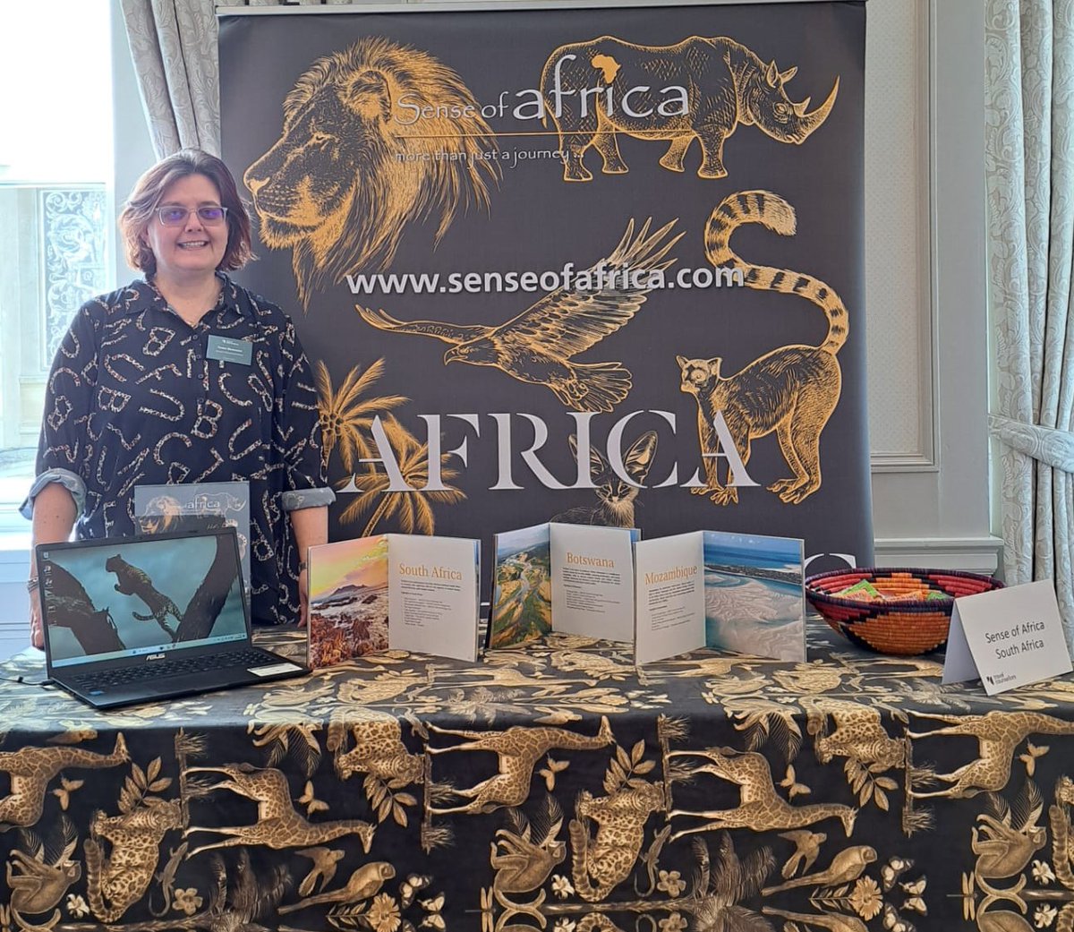 SenseOfAfricaSA's tweet photo. Tesna Simonsen, our UK and Ireland representative, attended the TC Together event, showcasing our products and offerings to @TCworldwide.
#TravelCounsellors #TCTogether #SouthAfrica #AfricanFootprint #MoreThanJustAJourney https://t.co/xaZLjU3YNx