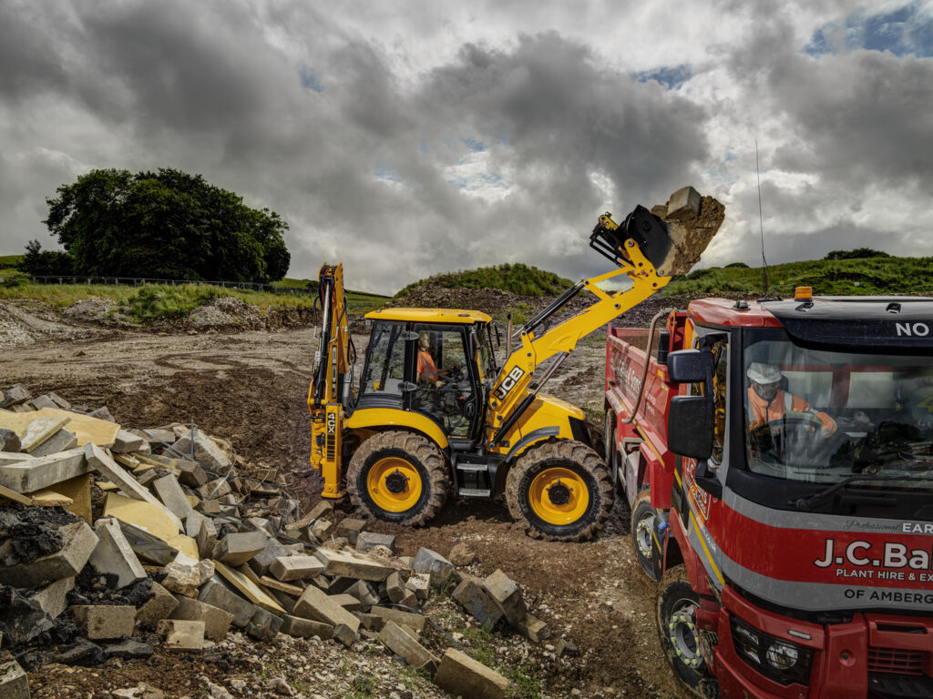 Gunn JCB Ltd tweet media