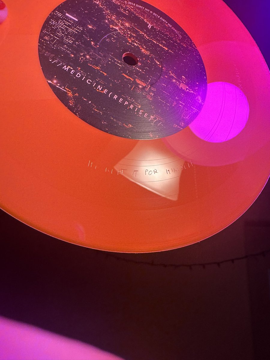 infinitesums's tweet photo. ok just visiting home and finally opened my bright orange medicine vinyl lol but i’m loving the inscription -  “if god made anything better he kept it for himself” https://t.co/3fYkcF8G7S