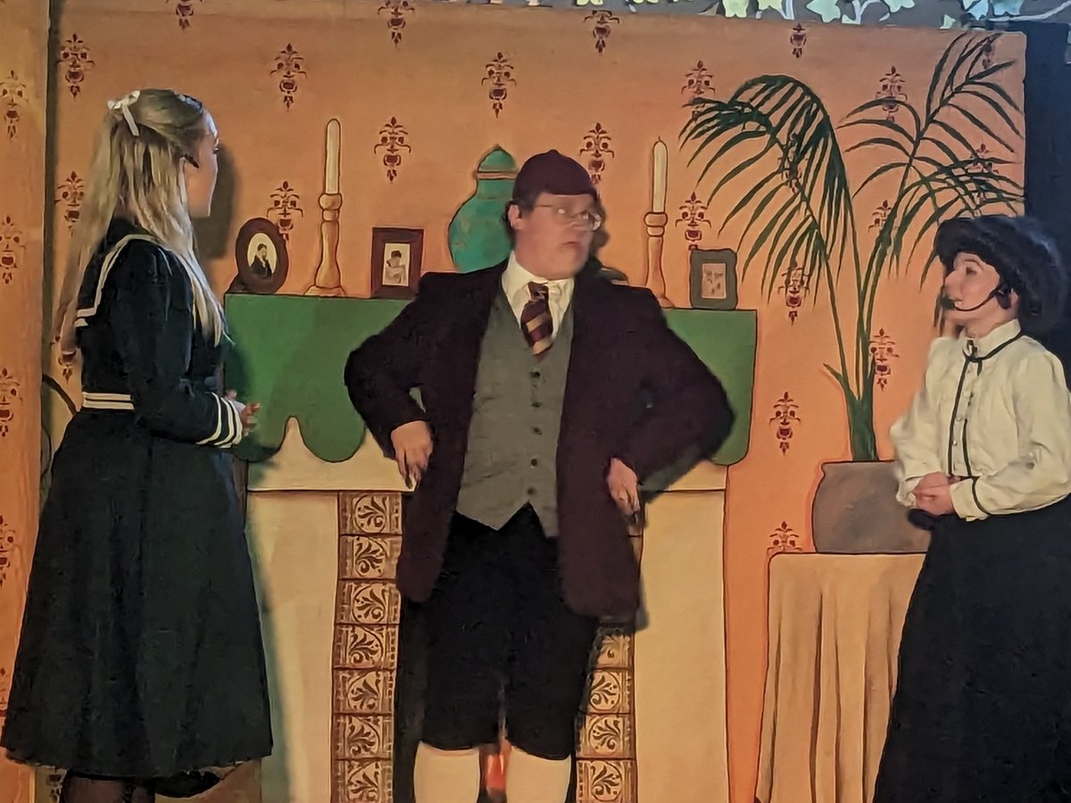 We enjoyed a fantastic production of The Railway Children yesterday. Huge thanks to Friends of Langley for funding such a wonderful experience.