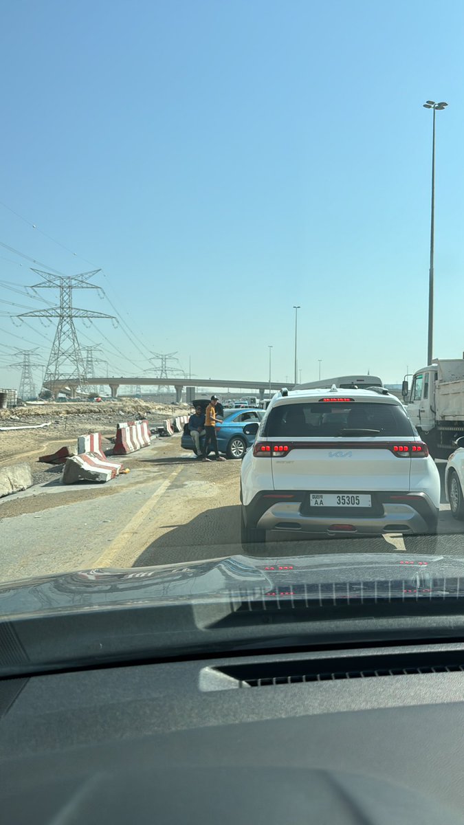 MARIA_FAC's tweet photo. Dubai “I’m on my apocalyptic era” https://t.co/NaAZH577Mp