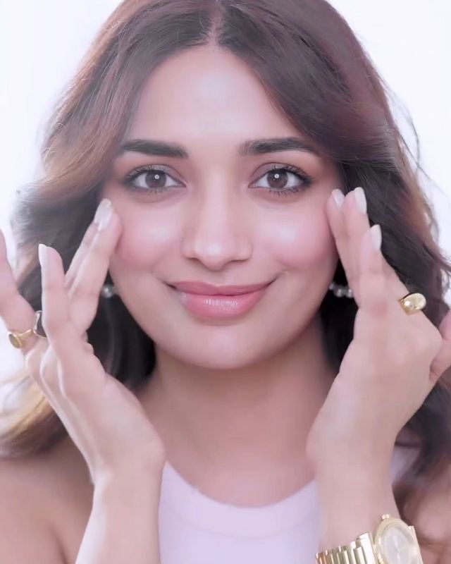 Happy Birthday cutie Jiya Shankar ❤️❤️ #JiyaaShankar #JiyaShankar𓃵 #HBDJiyaShankar