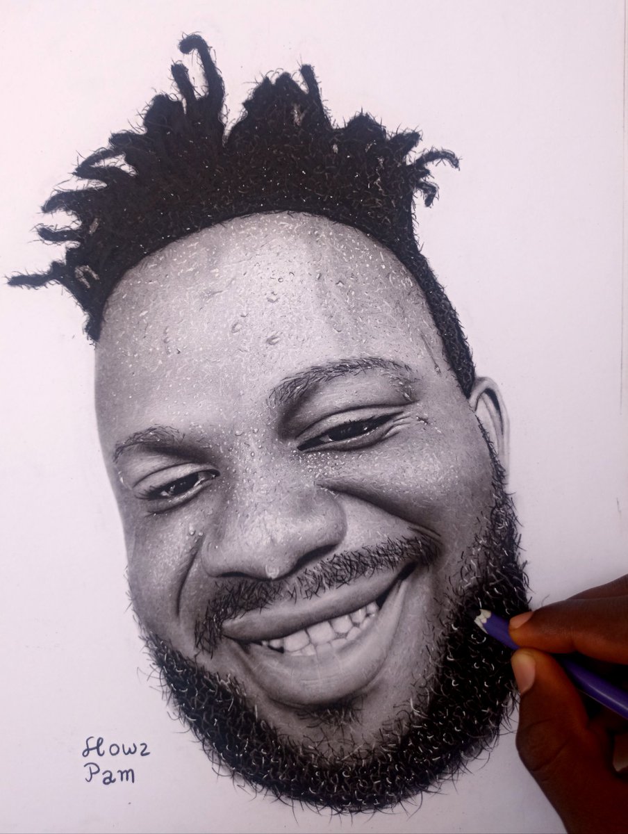 @instablog9ja Is it only for spraying of money While we're here, dash my pencil drawing 1 retweet abeg ☝️🙏