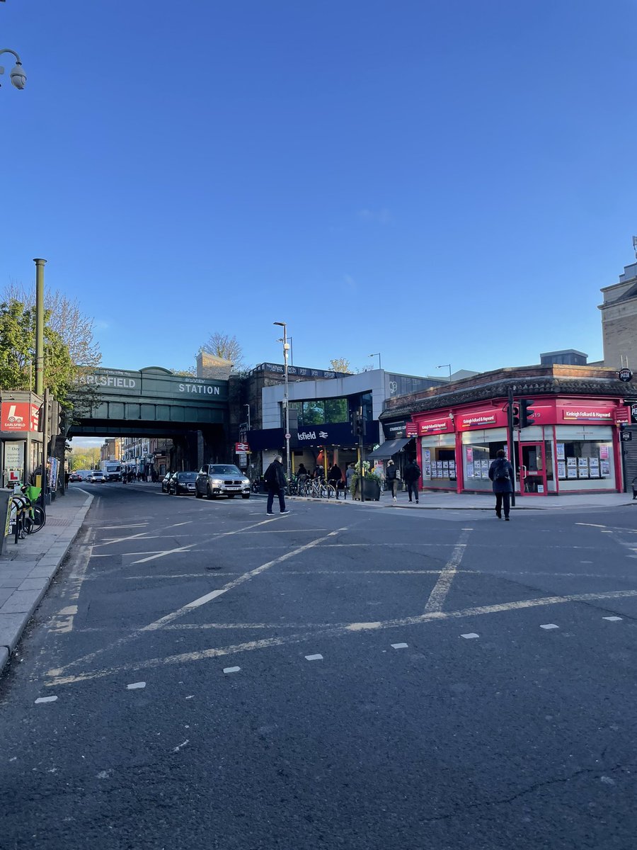 Thursday morning Spring freshness… 🌅 #earlsfield #thursday