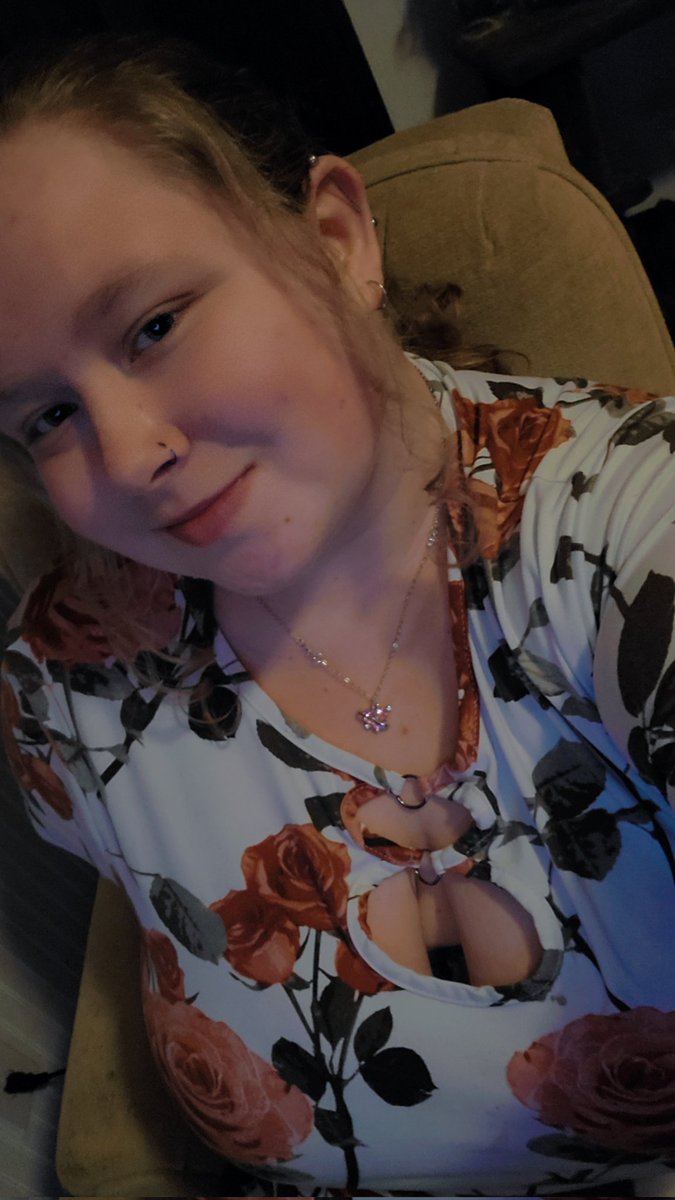 CheyenneShort5's tweet photo. Click the link and come check out my page limited Promo/ spots so come claim them now❤️✨️❗️

https://t.co/TAzaKDyhZ2 https://t.co/MjZfcctbKq
