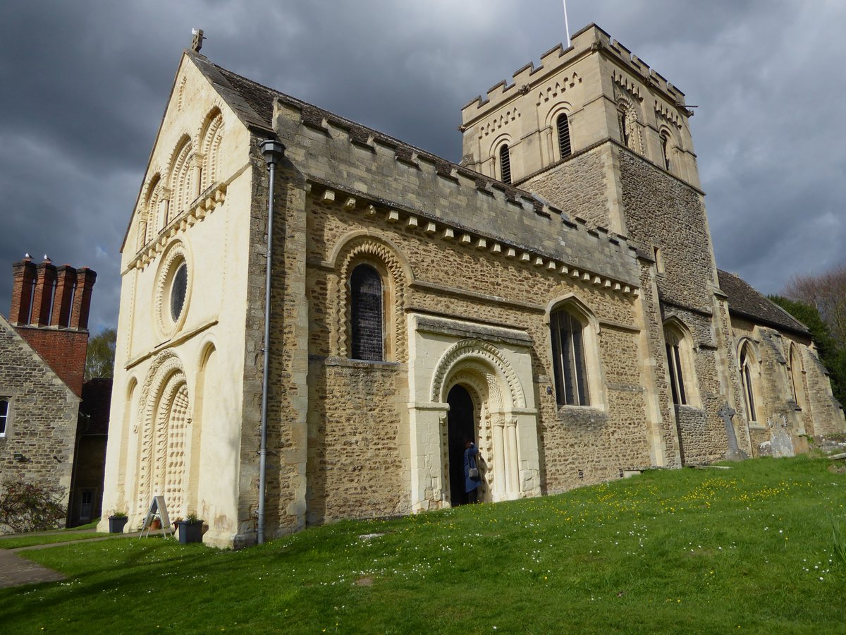 It was a great joy to visit St Mary's, Iffley, with @StroudStory. As many will know, my parents lived in Iffley 1984-2017, and I was married in this jewel box of a church. Here is St Mary's in the gentle Spring sunshine, with Kirsty glimpsed capturing some stonework details.