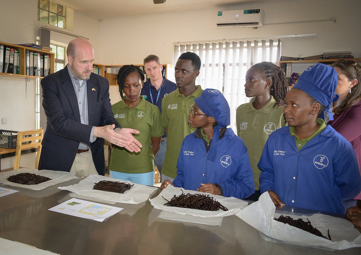 Uncleken256's tweet photo. For more than six decades, the U.S -Uganda partnership has eliminated deadly diseases, saved lives, reduced poverty and promoted community and small business resilience.

for more information check on https://t.co/BhuYCO68RG https://t.co/xrY5Cjoc0o