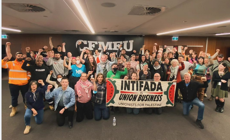 Palestine & your rights at work forum last night in Naarm / Melbourne

70+ unionists attended to hear about rights at work, legal barriers in the fight for Palestinian liberation & how we can build and mobilise solidarity as workers.  Thanks to speakers & organisers.
/1