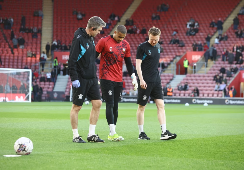 Gavin Bazunu will miss the rest of Southampton's push for promotion to the Premier League after sustaining an Achilles injury in the warm-up before their Championship meeting with Preston.