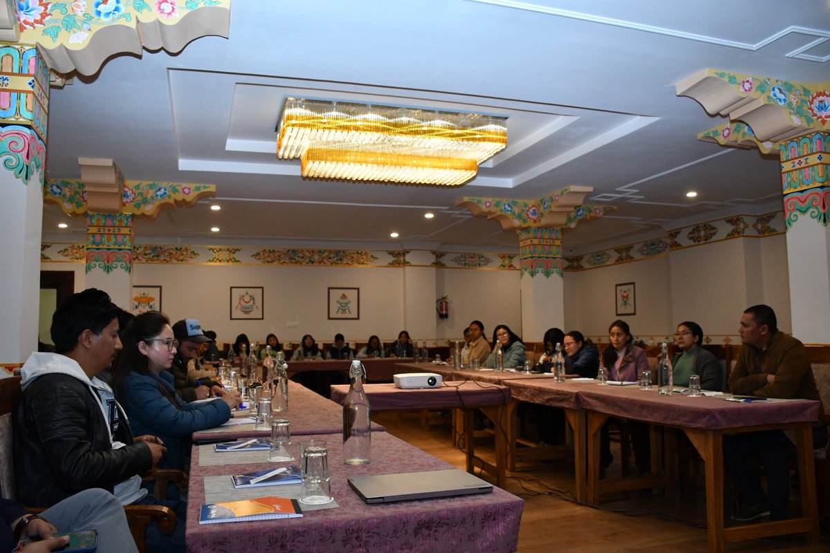 AD Information Deptt., Leh Dr Tundup Namgyal opens up One-Day Capacity Building Workshop for Journalists. The Workshop organized by DIPR Leh. @LadakhSecretary @CEOofficeLadakh @DC_Leh_Official @dc_Kgl @Info_Ladakh