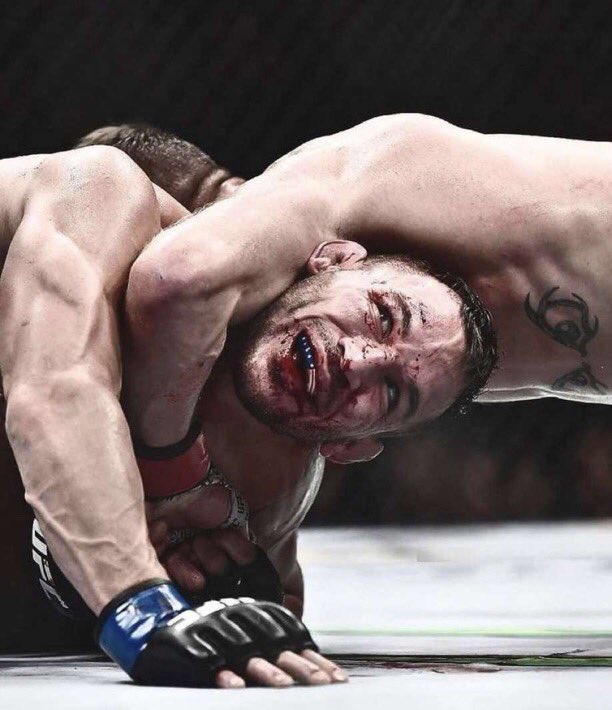 MixedMartialAus's tweet photo. “Iron” Michael Chandler 🇺🇸 

UFC Career 

THREAD 🧵 https://t.co/ucyLgnbkjl
