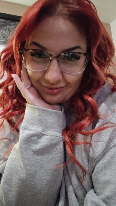smile, it looks good on you https://t.co/ZyclMhLoCo