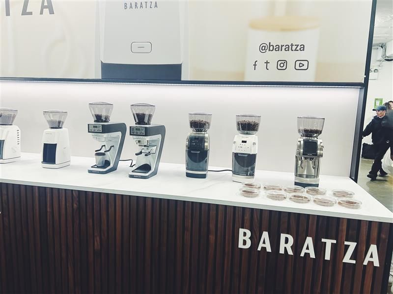 RoastGround's tweet photo. We explored @LdnCoffeeFest last week! The perfect opportunity for us to catch up on the latest trends in the coffee world, sample some awesome new coffees, take in demo's from some very impressive baristas and take part in their workshops! #LondonCoffeeFestival #CoffeeFest https://t.co/RIehuee267