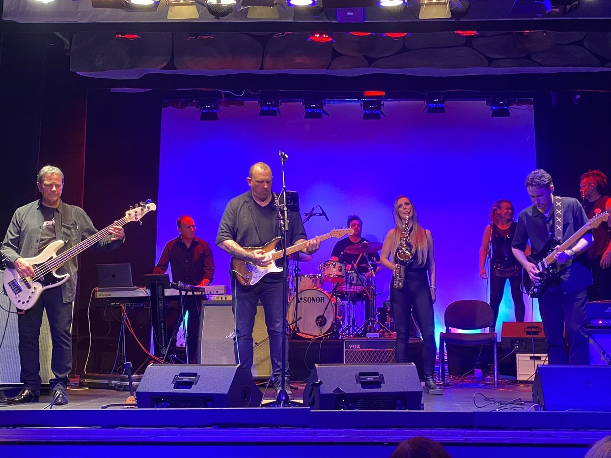 JGL39559946's tweet photo. Fantastic evening at ๐ฎ๐ฒ #PeelCentenaryCentre, raising funds for @manxnature. A big thank you to @KnowlesDavy ๐ธ & #PigsOnTheWing ๐ท ๐ชฝ. A brilliant gig for a great cause. ๐๐๐ https://t.co/RosIzXYlEk