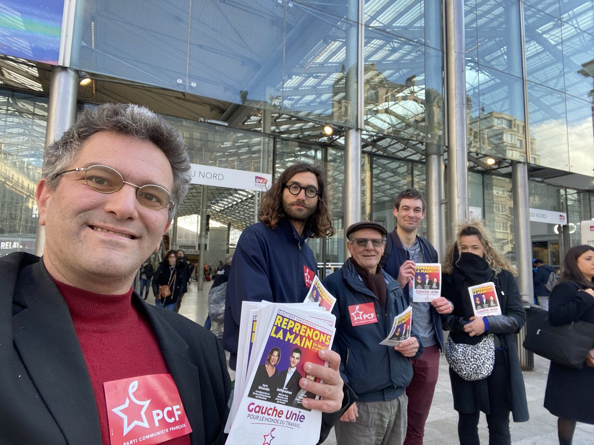 Devant la Gare du Nord, ce matin, la campagne de la Gauche unie pour le monde du travail se poursuit à #Paris10 ! Le 9 juin, un vote : @L_Deffontaines ! #AvecLéon #Reprenonslamain #Gaucheunie