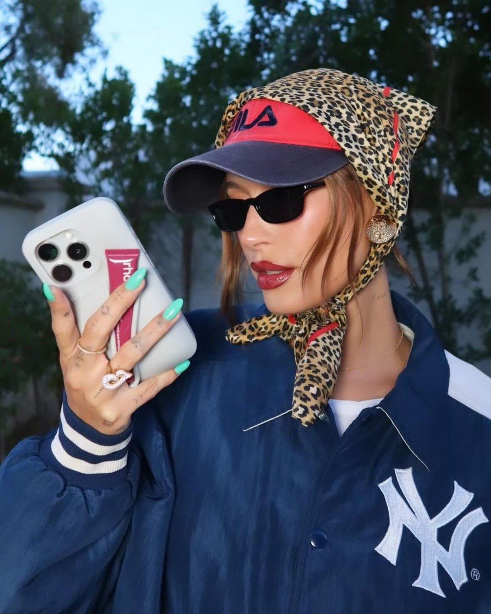 hailey bieber’s inspiration being rihanna is just too real