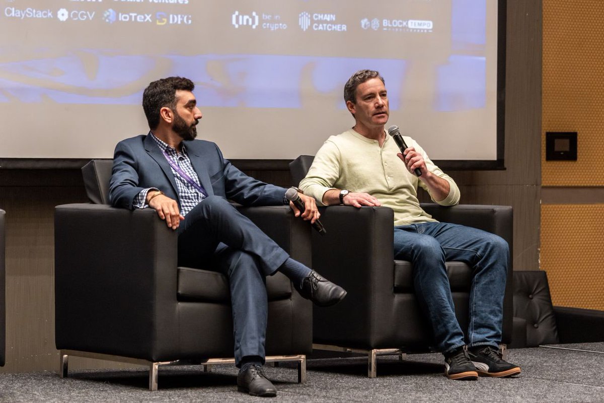 Yesterday at Hack Seasons, Terry Culver, Executive Director of @DFG__Official, shared insights into investment opportunities, regulation, and privacy. Shoutout to @mpost_io for making it happen! #HackSeasons #TOKEN2049 #token2049dubai