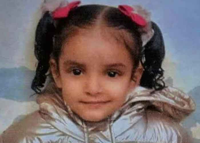 HSBawa_Official's tweet image. ਮਾਸੂਮ ਬੱਚੀ ਦਿਲਰੋਜ਼ ਦੇ ਕਤਲ ਮਾਮਲੇ ਵਿੱਚ ਦੋਸ਼ੀ ਔਰਤ ਨੂੰ ਫ਼ਾਂਸੀ ਦੀ ਸਜ਼ਾ  yespunjab.com/punjabi/?p=130…

#Ludhiana #DilroseMurderCase #SessionCourt #ChildSafety #Murder #Crime #Investigation #Punjab #YesPunjab