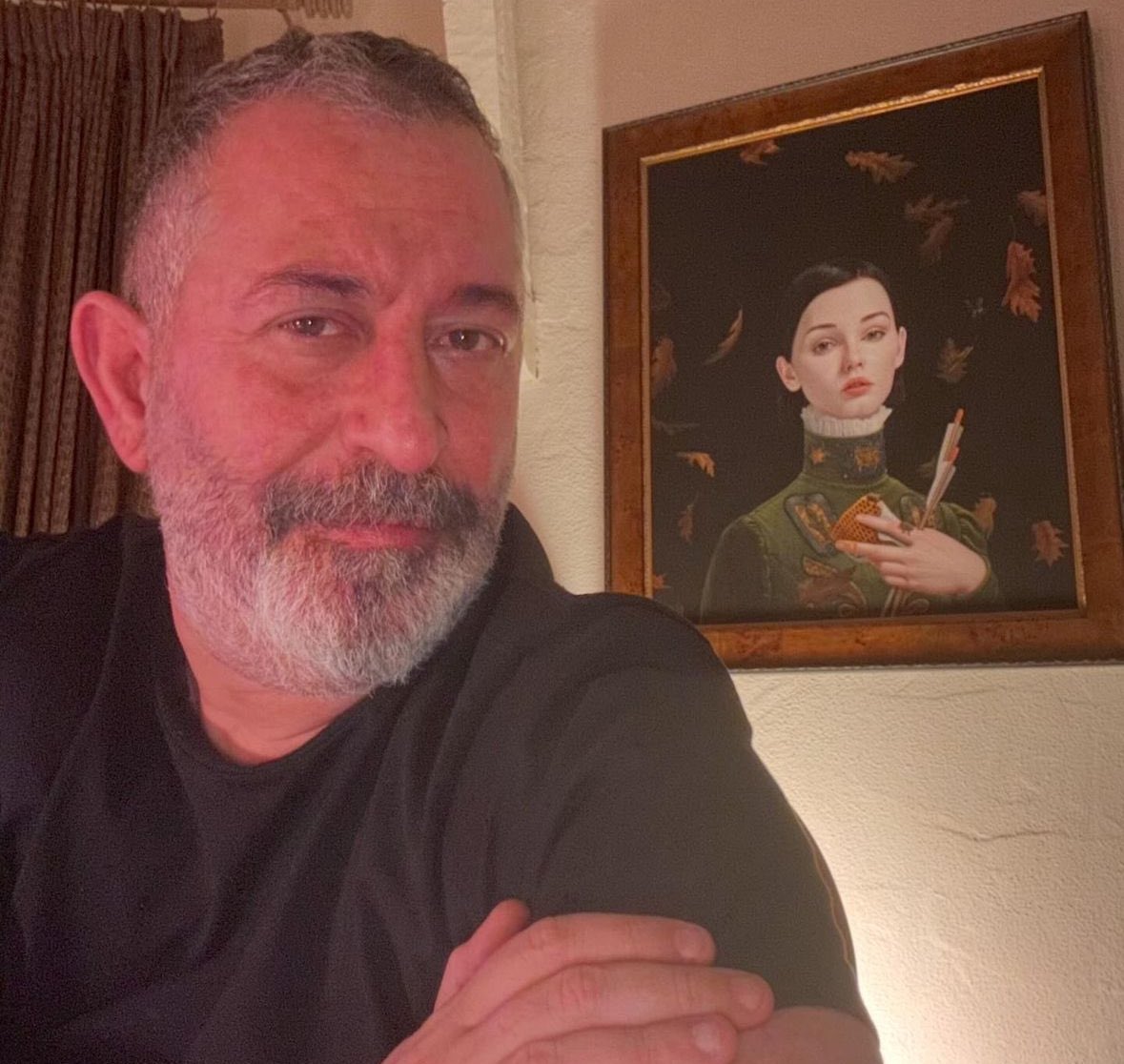 bosunatiklama's tweet photo. Cem Yılmaz, ödediği 10.000 dolarlık nafakaya isyan etti:

"Benimki nafaka değil, benimki madafaka." https://t.co/tW1IMyrLpp