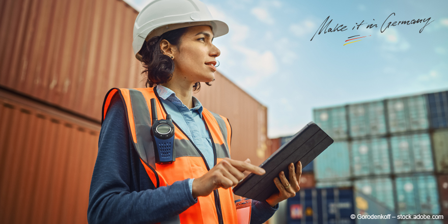 MakeitinGermany's tweet image. How to make it in #Germany 🧐?  

Our webinar series shows you step by step how to manage your way to Germany - from preparation to everyday life in Germany! 

Watch all webinars on our YouTube channel: youtu.be/kO0AUF41DN8?fe…

#WorkinginGermany #visa