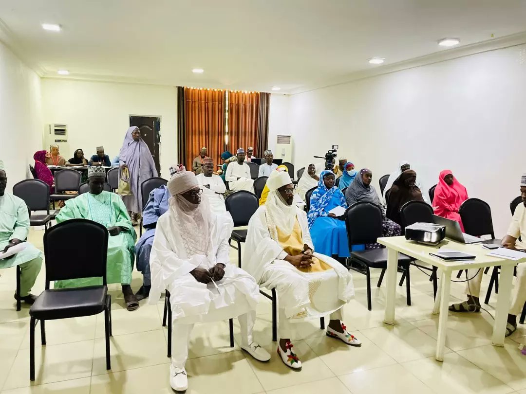 myitconsult's tweet photo. One main reason projects end up unsuccessful is failure to engage key stakeholders
The golden rule to engaging stakeholders is identifying them early enough &amp; communicating often. This way you can build trust, avoid crisis &amp; excel
#throwbackthursday #malalafund #keystakeholders https://t.co/en6gTbA5oX