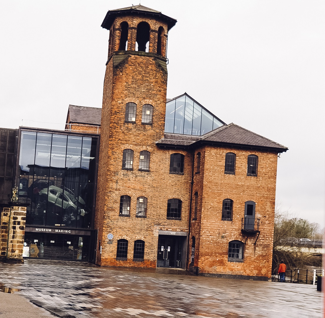 🏛️Celebrating World Heritage Day! Today, we honour the treasure that is the @MuseumofMaking. Situated in the Derwent Valley Mills UNESCO World Heritage Site, it stands as a testament to the pivotal role Derby played in the industrial revolution⬇️ ow.ly/ZVmf50RfWZz #DerbyUK