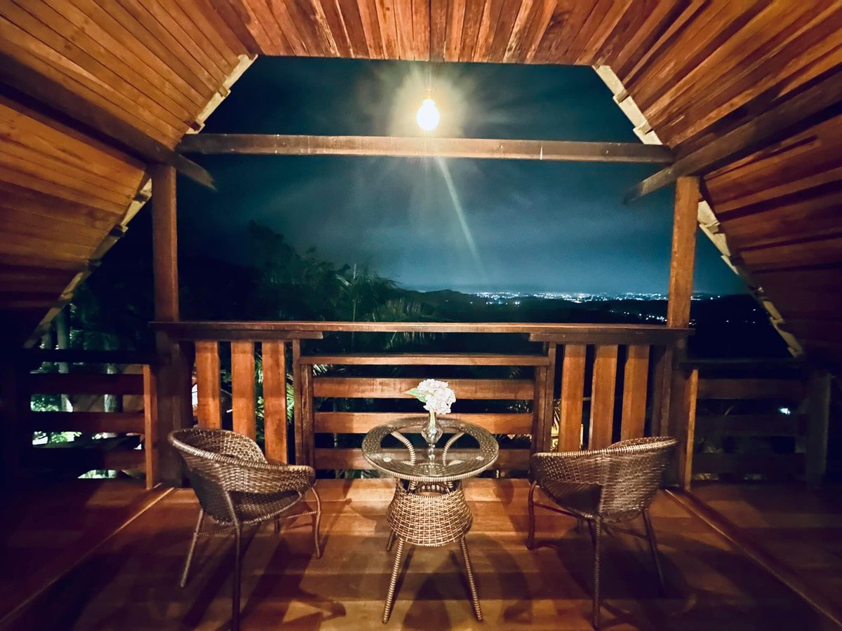 afeezvanilla's tweet photo. Hidden staycation ni atas bukit, korang akan disajikan dengan pemendangan yang memukau ya! 😍🌷🌿

🏡Sankara Garden, Pantai, Negeri Sembilan

*Untuk semak kekosongan boleh direct ke sini : https://t.co/EkNY8O2P75 https://t.co/l3IHZc2nZI