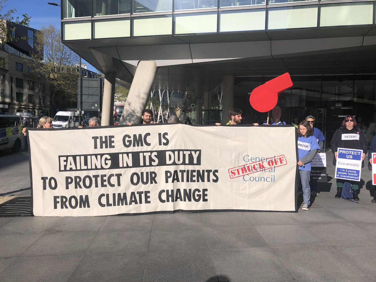Health Care Workers are demanding the @gmcuk properly speak out on the devastating forthcoming impact of climate change on health. In their silence, they are failing the British patient population. Join us today (Thurs) til 130 at the GMC Portland Place. @DoctorsXr