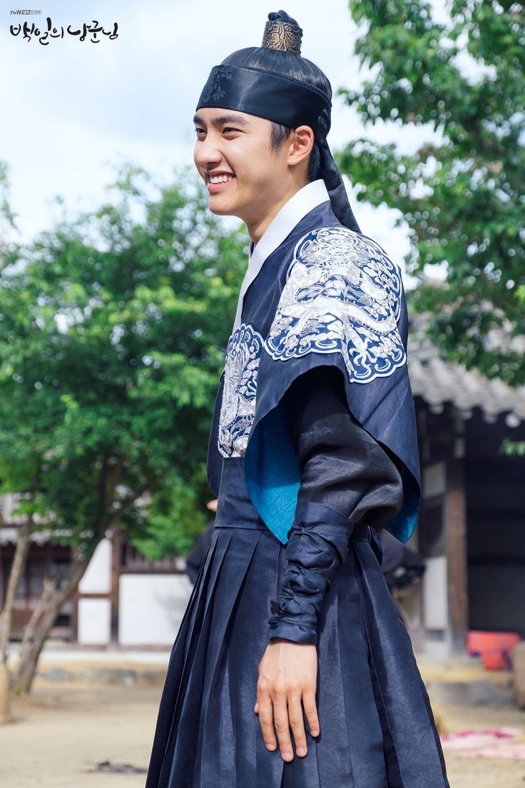 @kdrama_menfess Doh Kyungsoo as Crown Prince Lee Yool in 100 Days My Prince